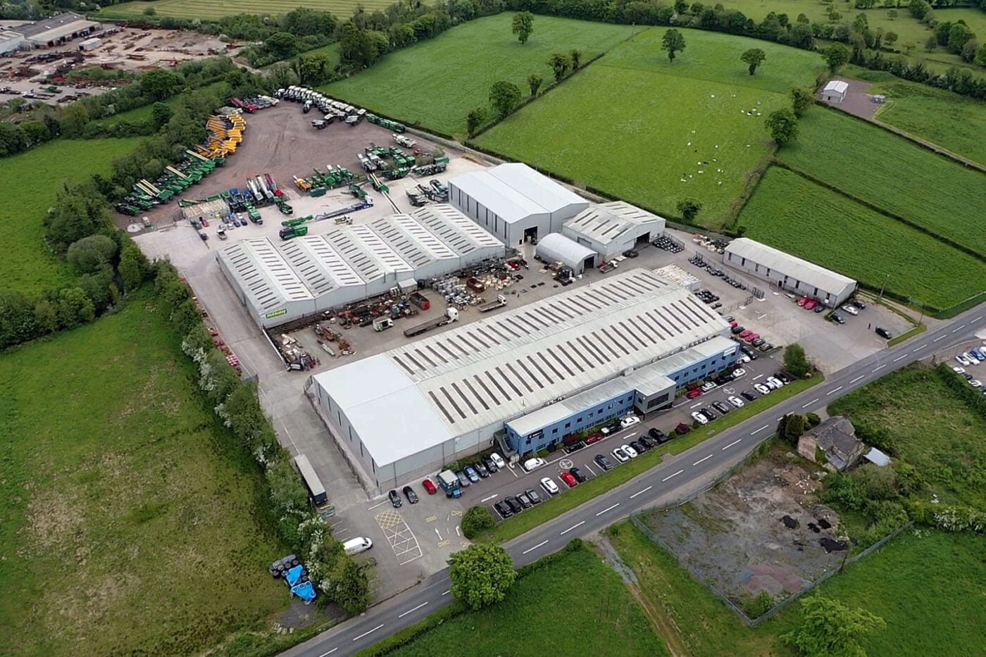 Hamilton & Casement, Industrial Commercial Projects, Design and Build, Contemporary & Traditional House Builder, Extensions, Refurbishments, New Builds, Project Management, Civil Engineering